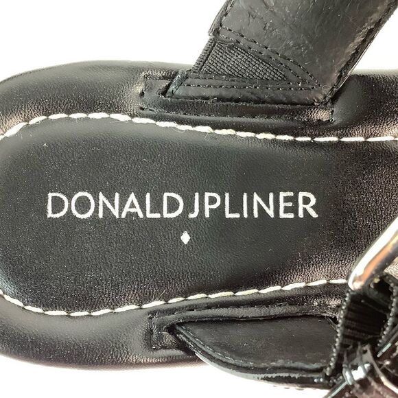 Donald J. Pliner Black Patent Leather Thong Buckle Slip On Sandals Sz 7.5M - Picture 9 of 9